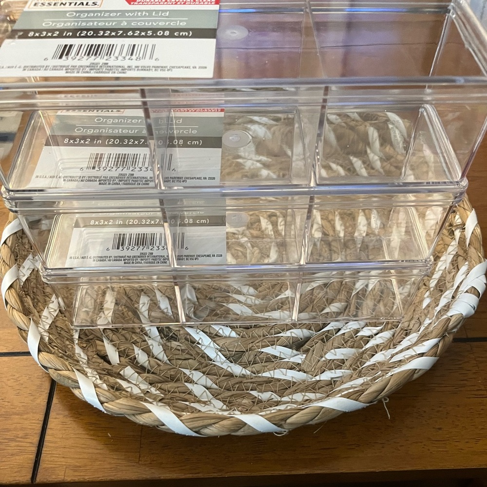 ORGANIZING LIDS Storage Essential. Stackable Organizers Transparent. - Picture 8 of 13